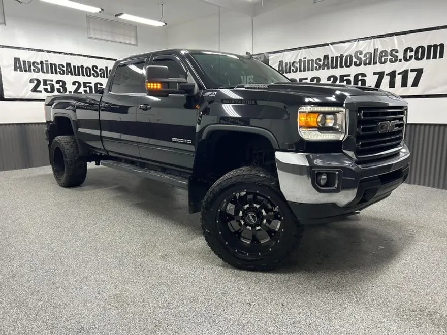 2017 Gmc Sierra SLE photo 1