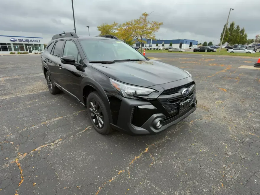 2025 Subaru Outback Onyx Edition photo 1