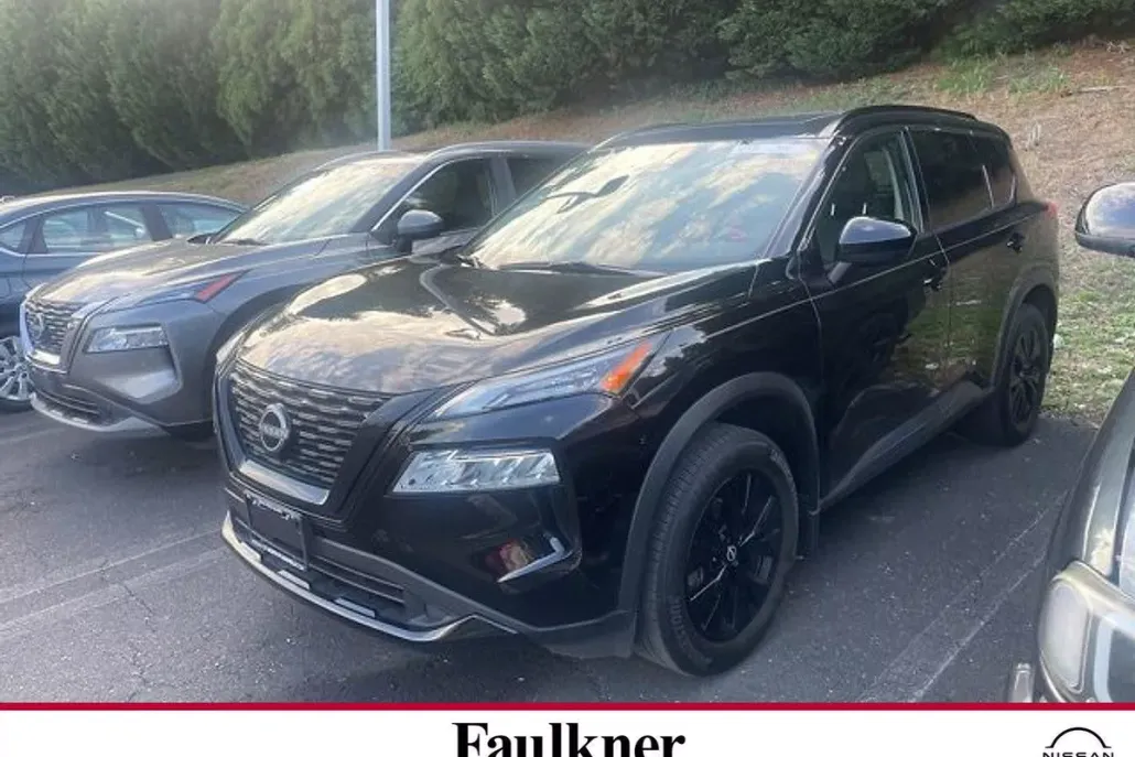2023 Nissan Rogue AWD SV photo 1