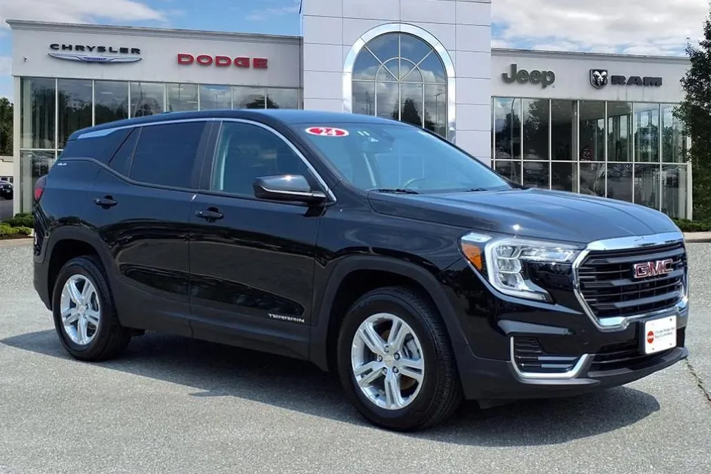 2024 Gmc Terrain SLE photo 1