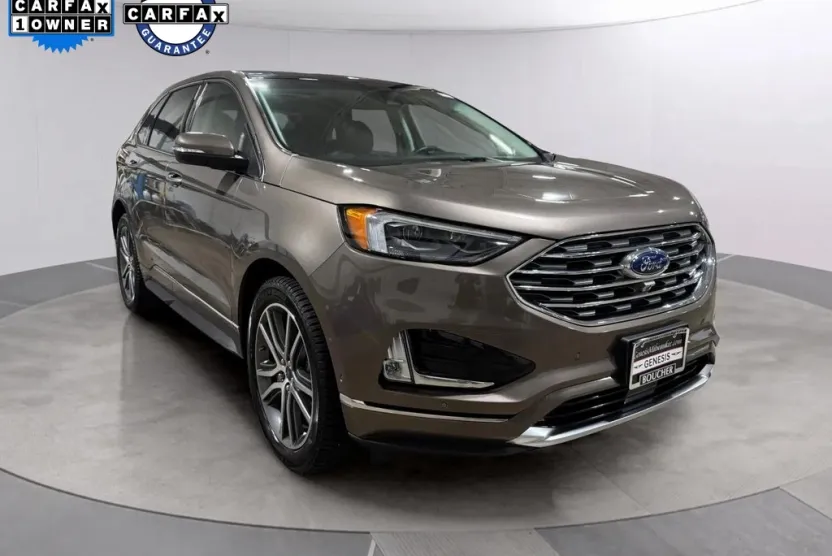 2019 Ford Edge Titanium photo 1