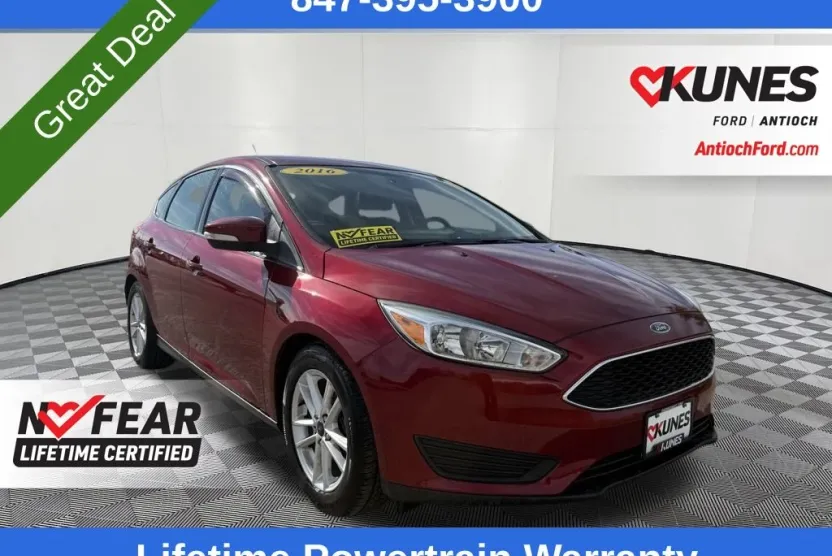 2016 Ford Focus SE photo 1