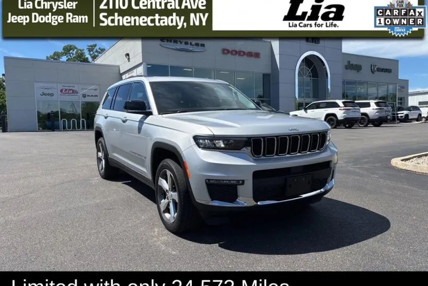 2022 Jeep Grand Cherokee Limited photo 1