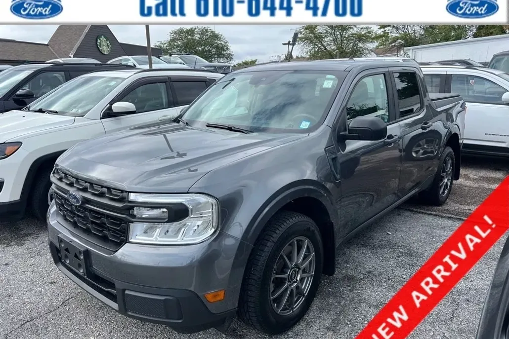 2022 Ford Maverick XL photo 1