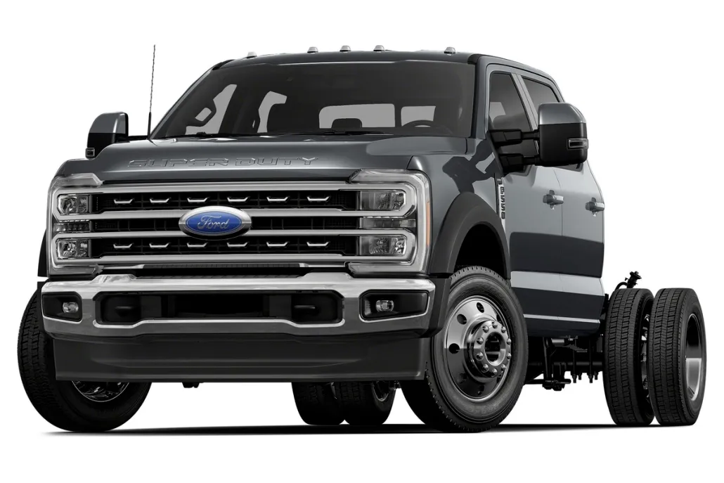 2025 Ford F-550 Lariat photo 1