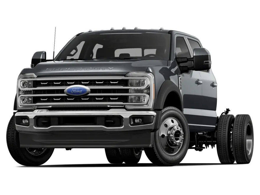 2025 Ford F-550 Lariat photo 1