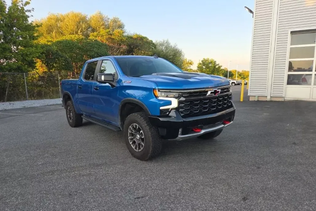 2022 Chevrolet Silverado 1500 ZR2 photo 1