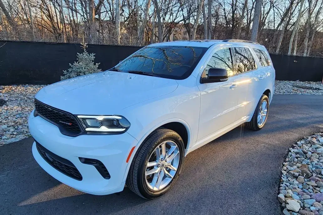2024 Dodge Durango GT photo 1