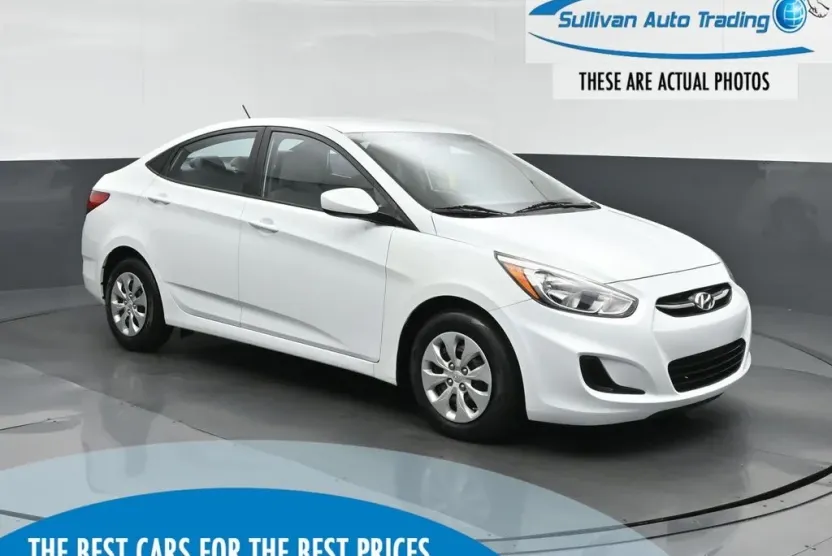2015 Hyundai Accent GLS photo 1