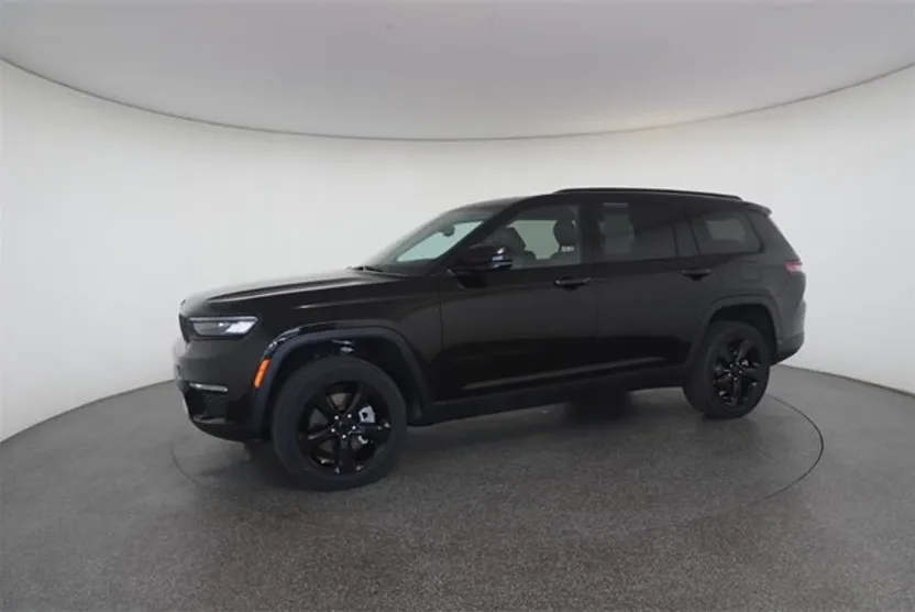 2023 Jeep Grand Cherokee Limited photo 1