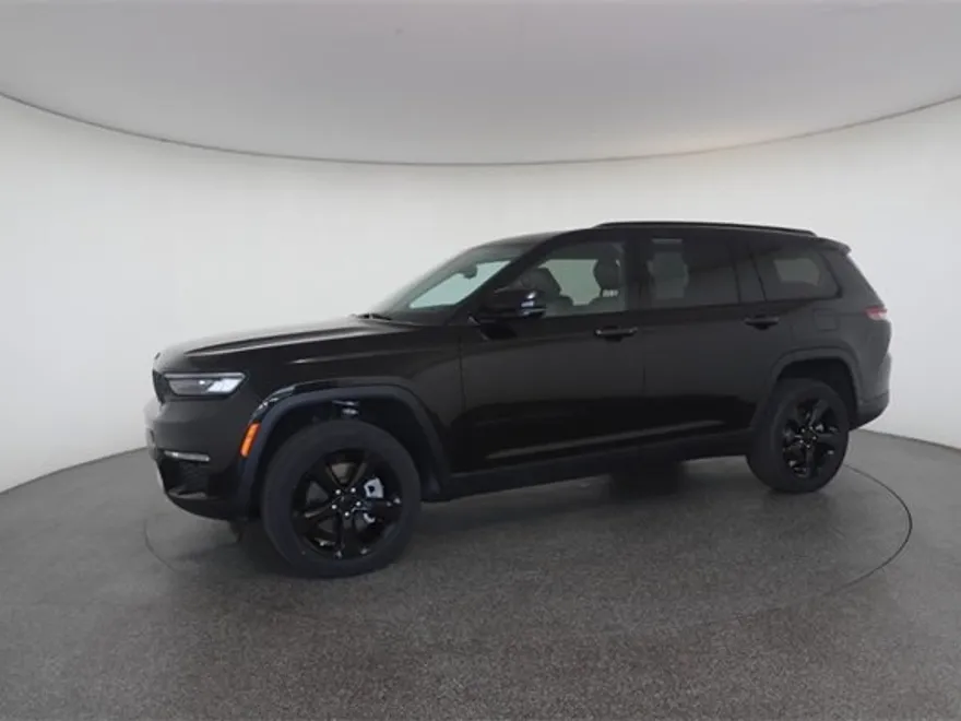 2023 Jeep Grand Cherokee Limited photo 1