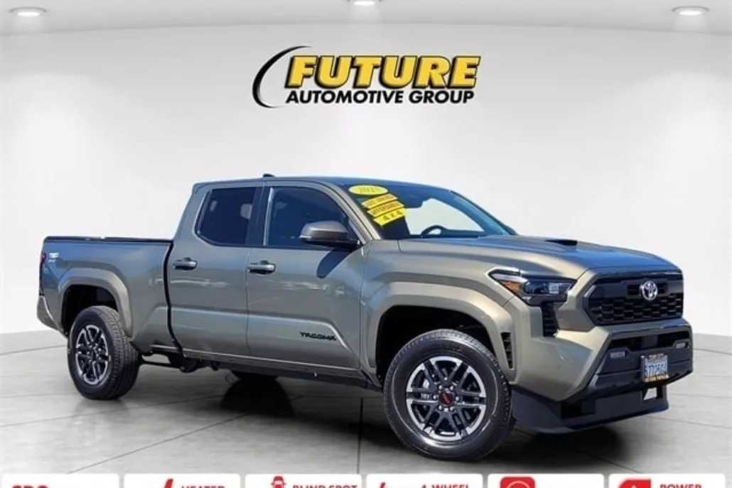 2025 Toyota Tacoma TRD Sport 4x4 photo 1