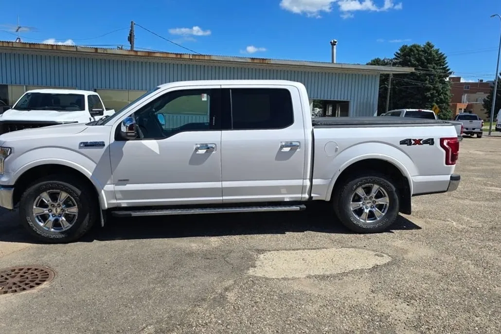 2017 Ford F-150 Lariat photo 1