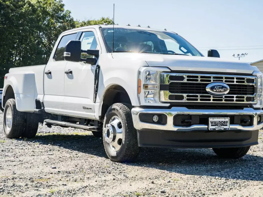 2026 Ford F-350 XLT photo 1