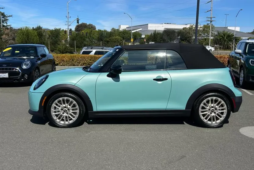 2026 Mini Cooper Convertible Signature photo 1