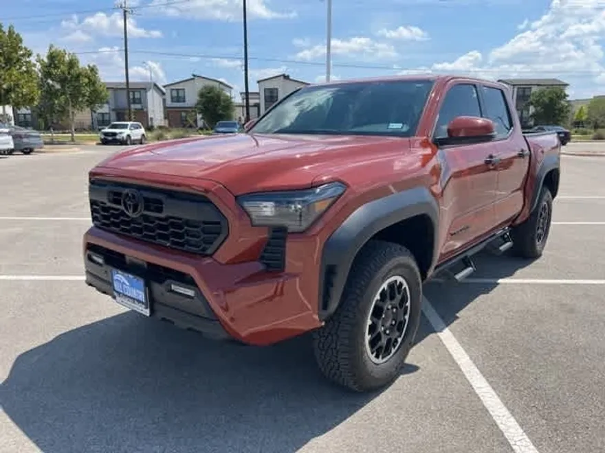 2025 Toyota Tacoma TRD Off-Road photo 1