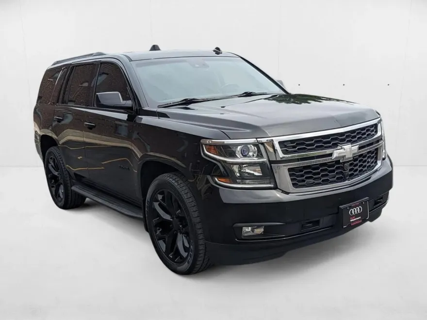 2015 Chevrolet Tahoe LT photo 1