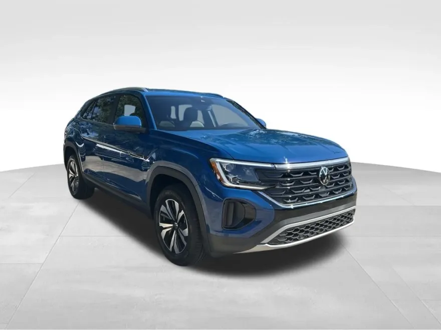 2026 Volkswagen Atlas Cross Sport SE photo 1