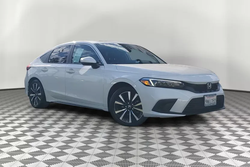 2024 Honda Civic Hatchback EX-L photo 1