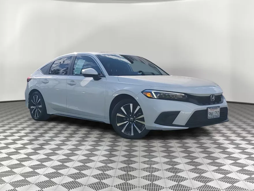 2024 Honda Civic Hatchback EX-L photo 1