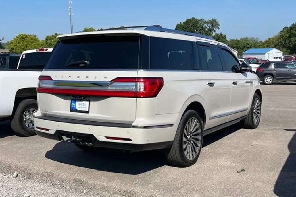 2019 Lincoln Navigator L Reserve photo 1
