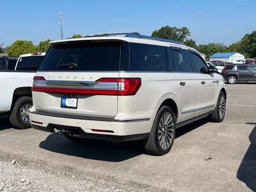 2019 Lincoln Navigator L Reserve photo 1