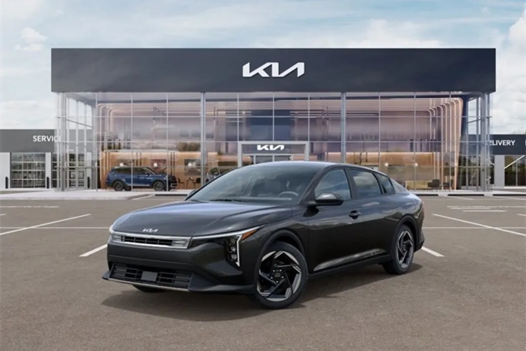2025 Kia K4 EX photo 1