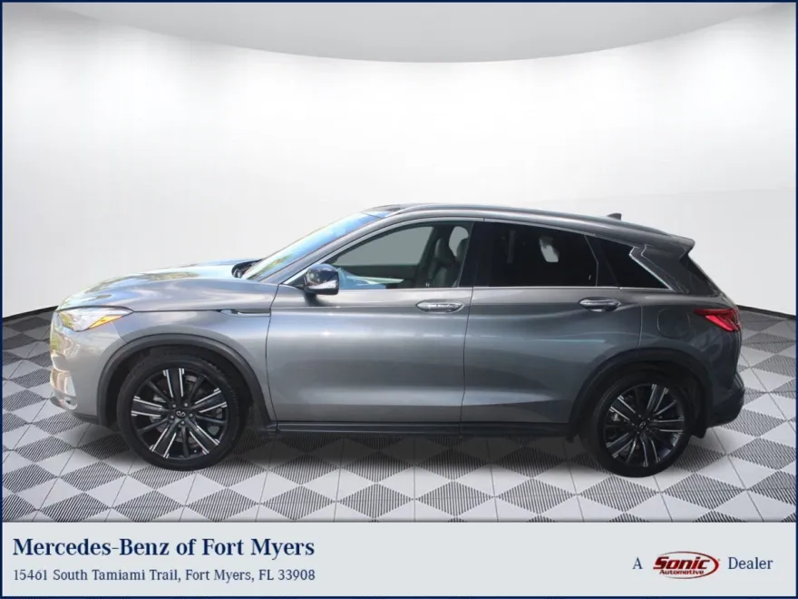 2021 Infiniti QX50 Luxe photo 1