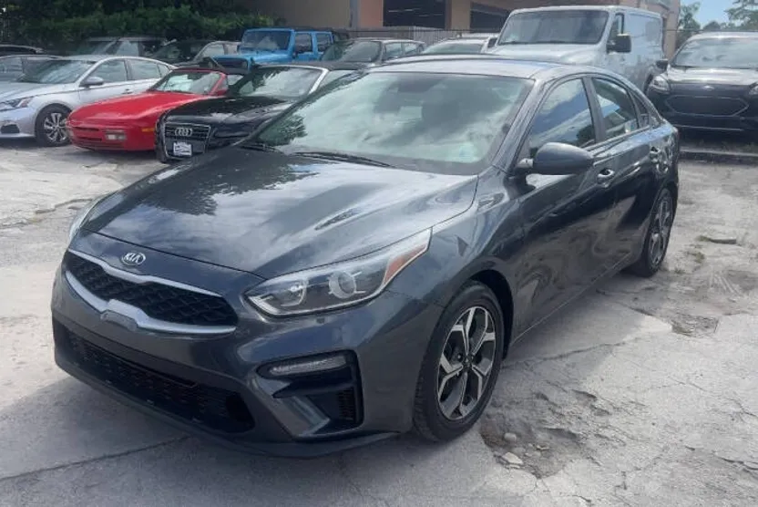 2019 Kia Forte FE photo 1