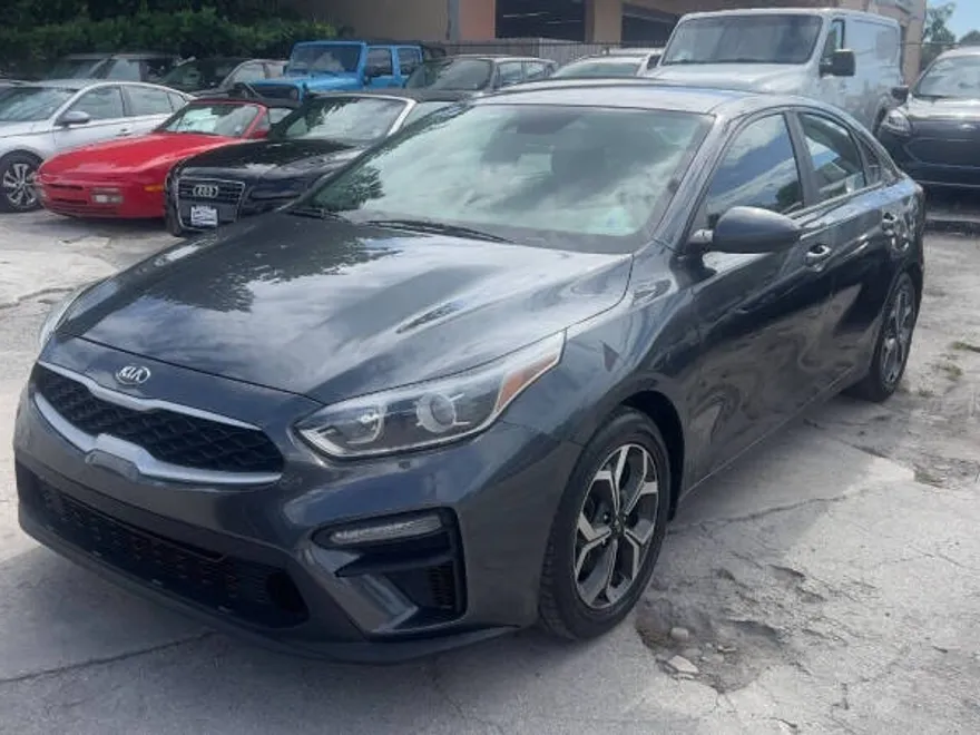 2019 Kia Forte FE photo 1