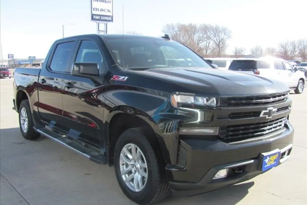 2021 Chevrolet Silverado 1500 RST photo 1