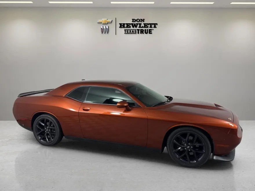 2020 Dodge Challenger GT photo 1