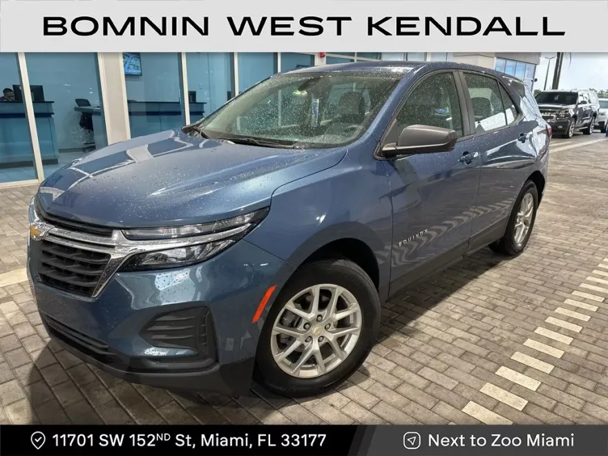 2024 Chevrolet Equinox LS photo 1