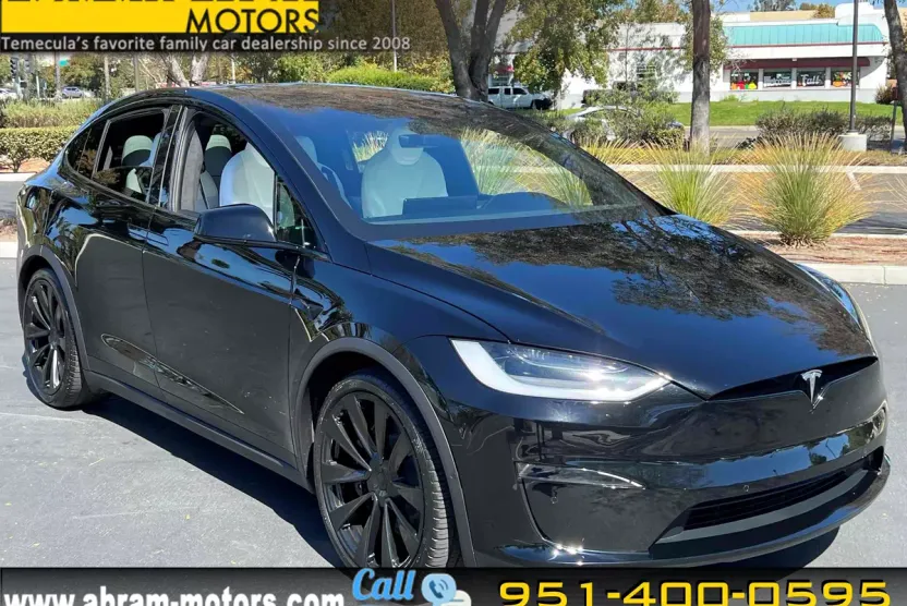 2022 Tesla Model X photo 1