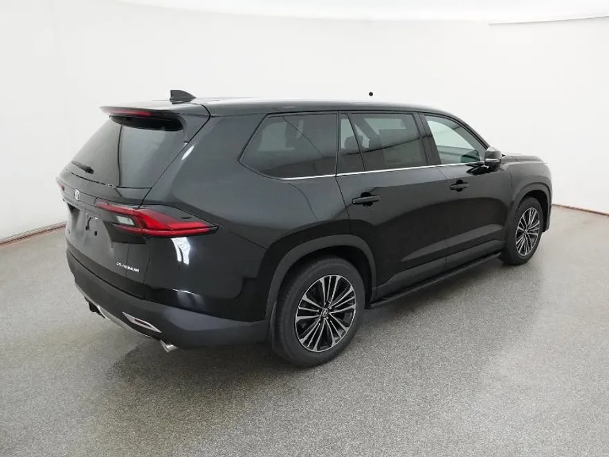 2026 Toyota Highlander Hybrid Platinum photo 1