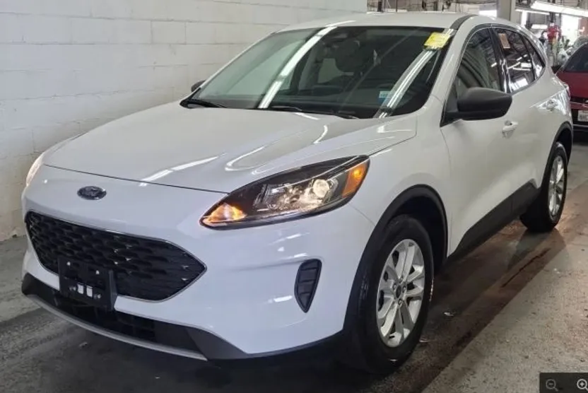 2022 Ford Escape SE Hybrid Sport photo 1