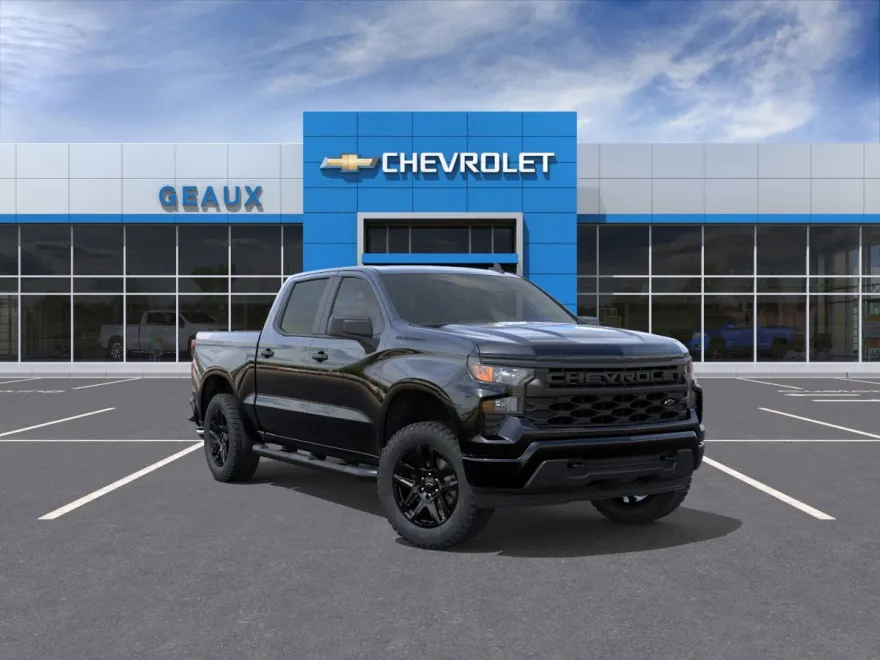 2026 Chevrolet Silverado Custom photo 1