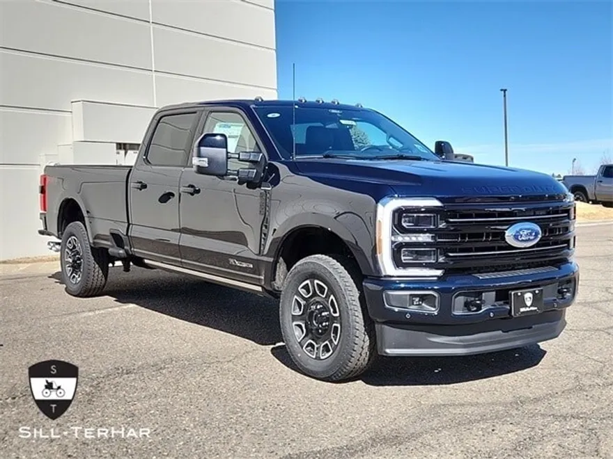 2025 Ford F-350 photo 1