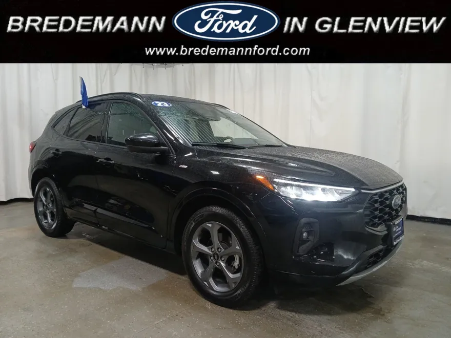 2023 Ford Escape ST-Line Select photo 1