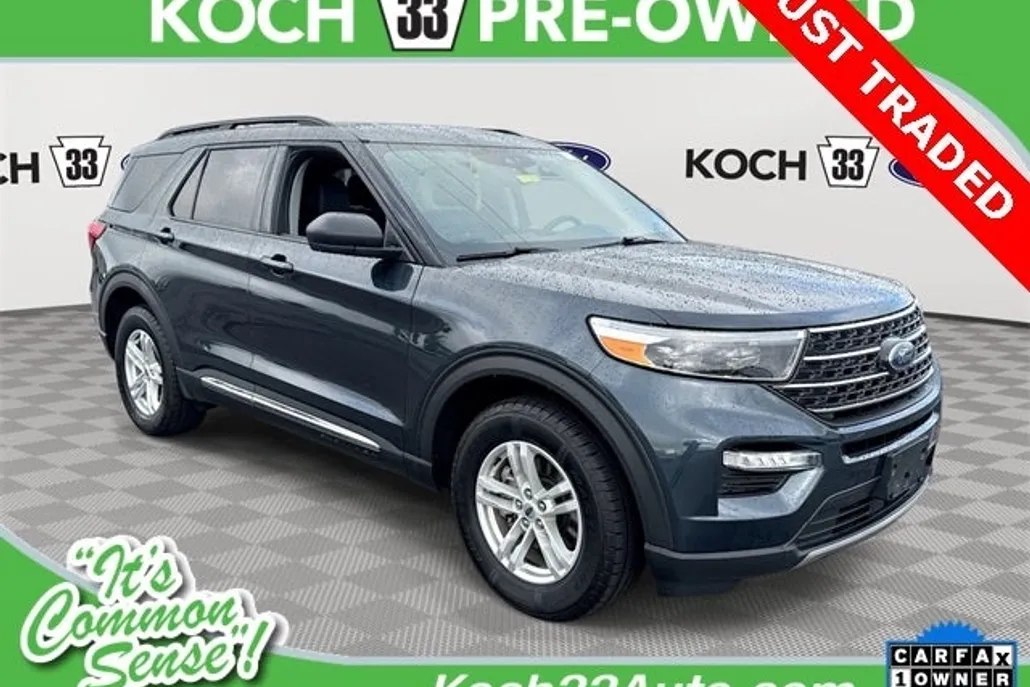 2022 Ford Explorer XLT photo 1