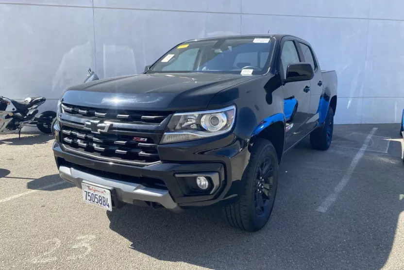 2022 Chevrolet Colorado Z71 photo 1