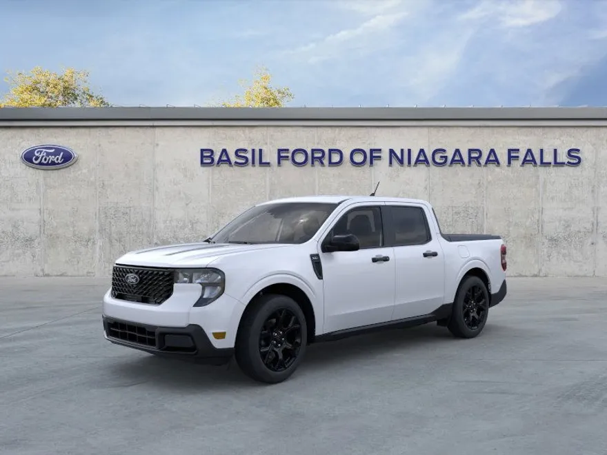 2025 Ford Maverick XLT photo 1