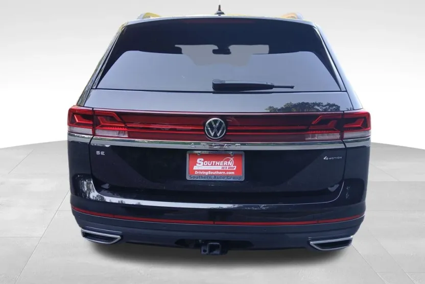 2024 Volkswagen Atlas SE Technology photo 1