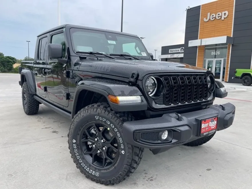 2025 Jeep Gladiator Sport photo 1