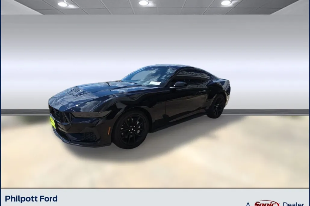 2025 Ford Mustang GT photo 1