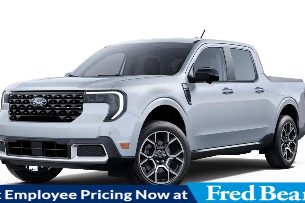2025 Ford Maverick Lariat photo 1