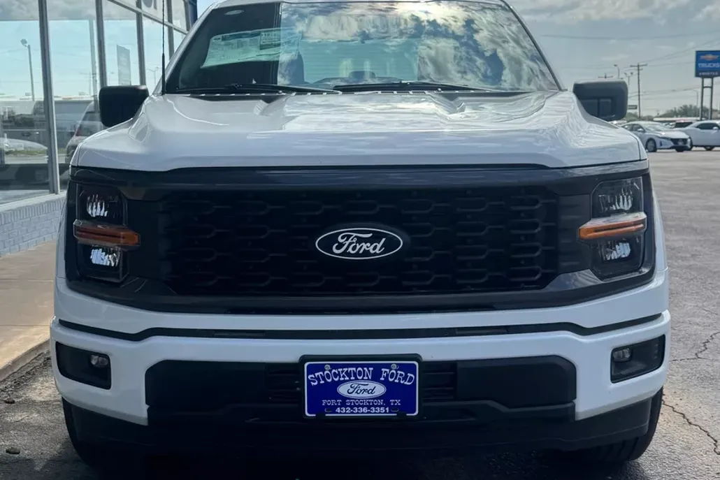 2025 Ford F-150 STX photo 1