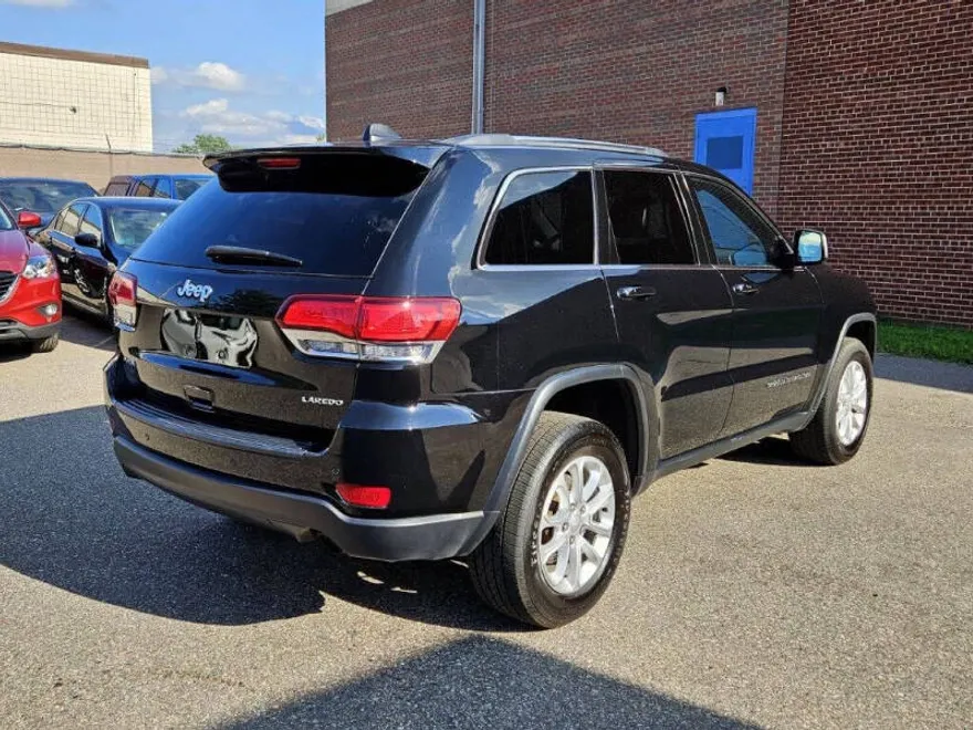 2021 Jeep Grand Cherokee Laredo E photo 1