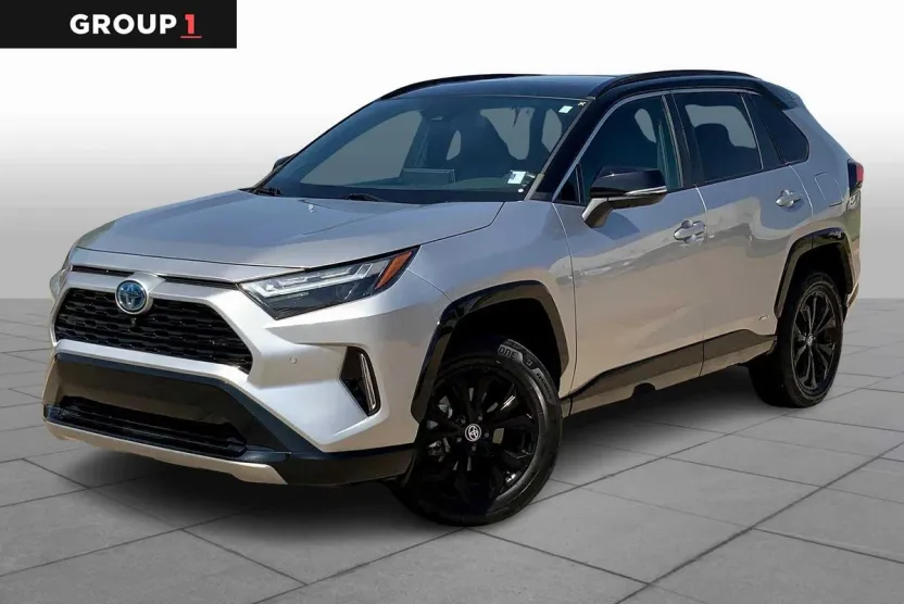 2022 Toyota RAV4 Hybrid XSE photo 1