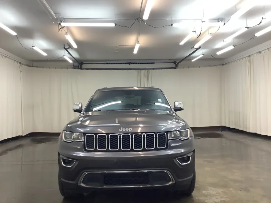 2020 Jeep Grand Cherokee Limited photo 1
